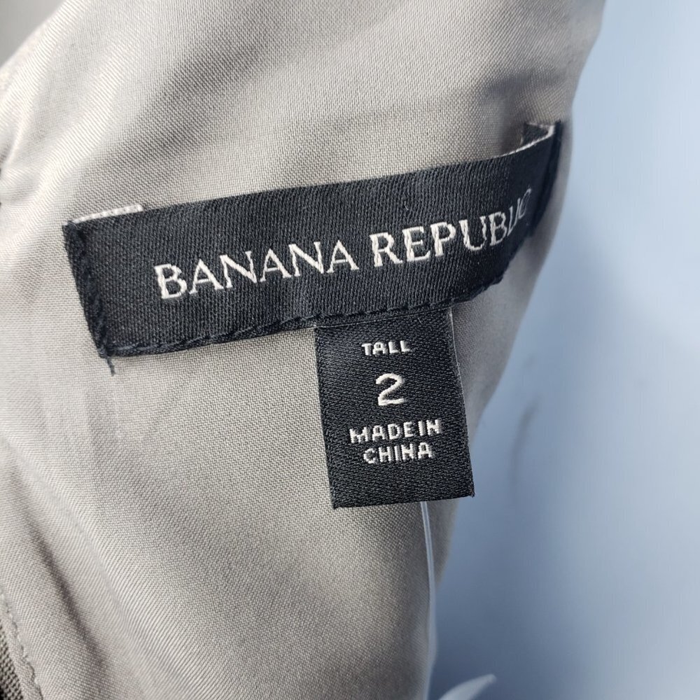 NWT Banana Republic 2 Taupe V-neck Sleeveless Gathered Texture Dress (1301) - Picture 7 of 8